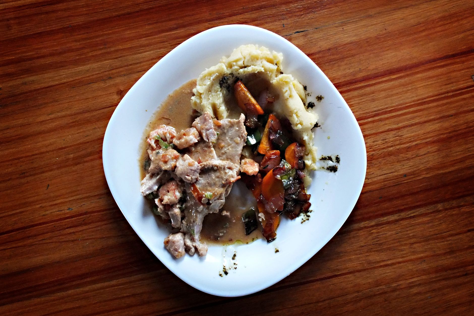 Restaurant Nakfa, cuisine comfort food à Montréal